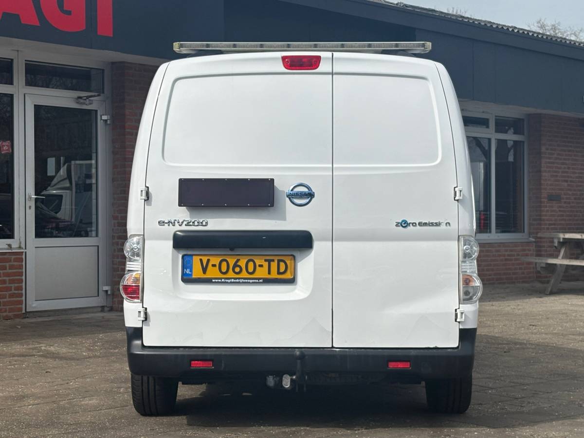 Nissan e-NV200 Nissan E-NV200 2.Zero Edition|SOH 87%|NAP|cruise|achteruitrijcamera|airco|stoel- en stuurverwarming|navi|bluetooth|voorruitverwarm
