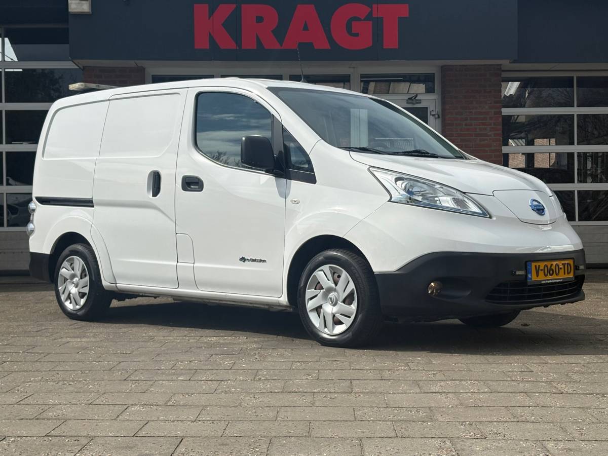 Nissan e-NV200 Nissan E-NV200 2.Zero Edition|SOH 87%|NAP|cruise|achteruitrijcamera|airco|stoel- en stuurverwarming|navi|bluetooth|voorruitverwarm