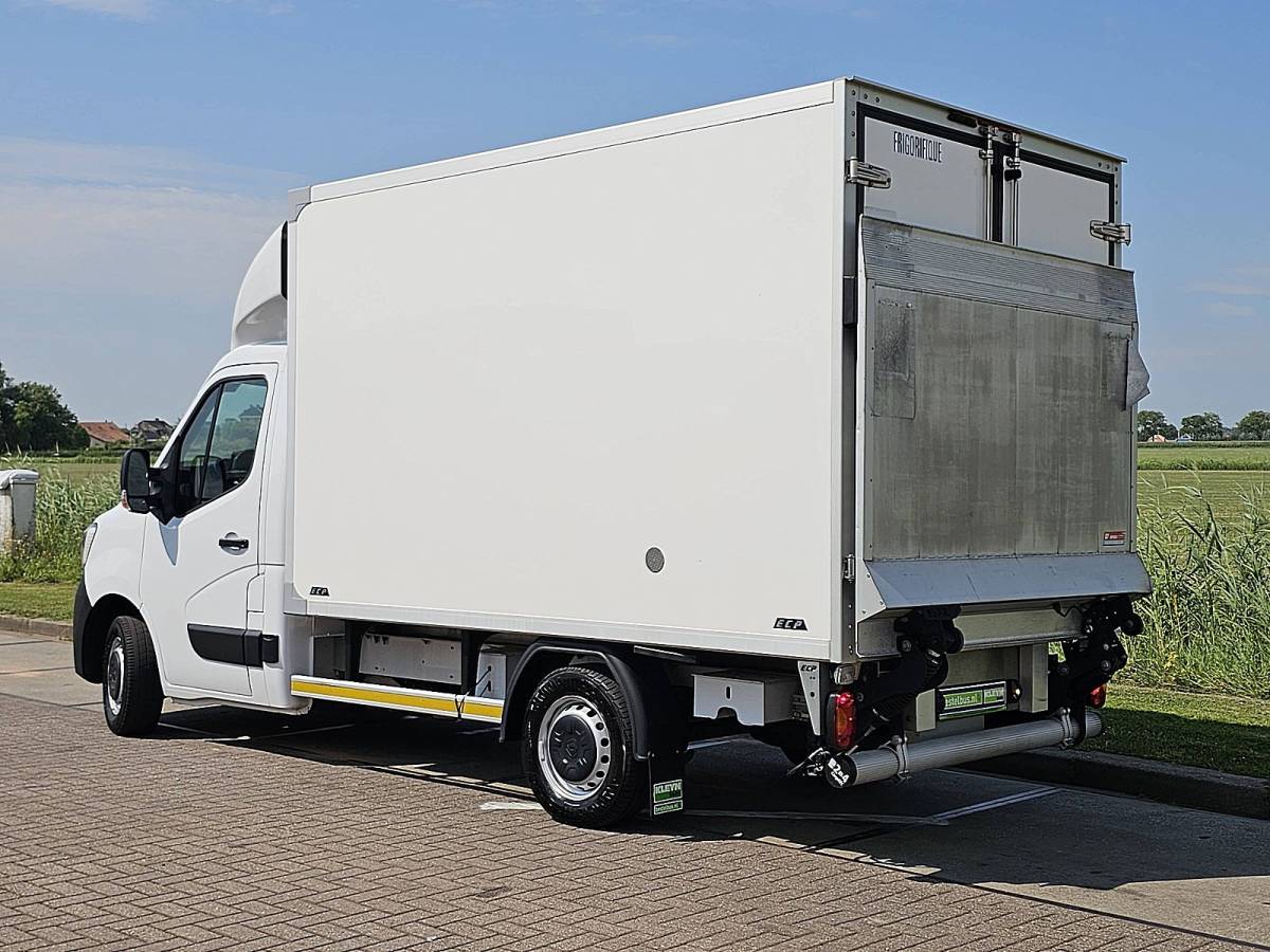 Renault Master RENAULT MASTER 2.3 koelwagen laadklep!