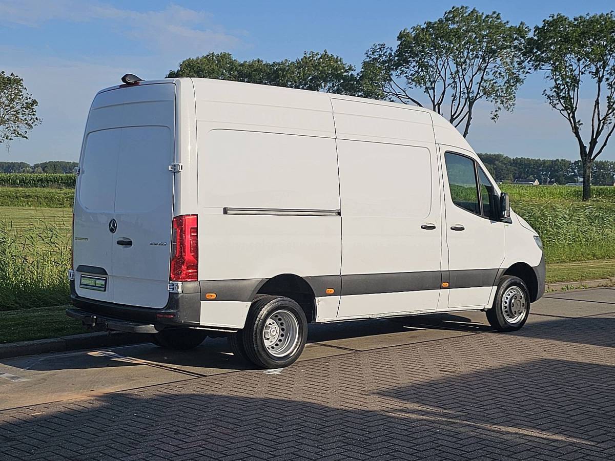 Mercedes-Benz Sprinter MERCEDES-BENZ SPRINTER 516 l2h2 dubbellucht n1!