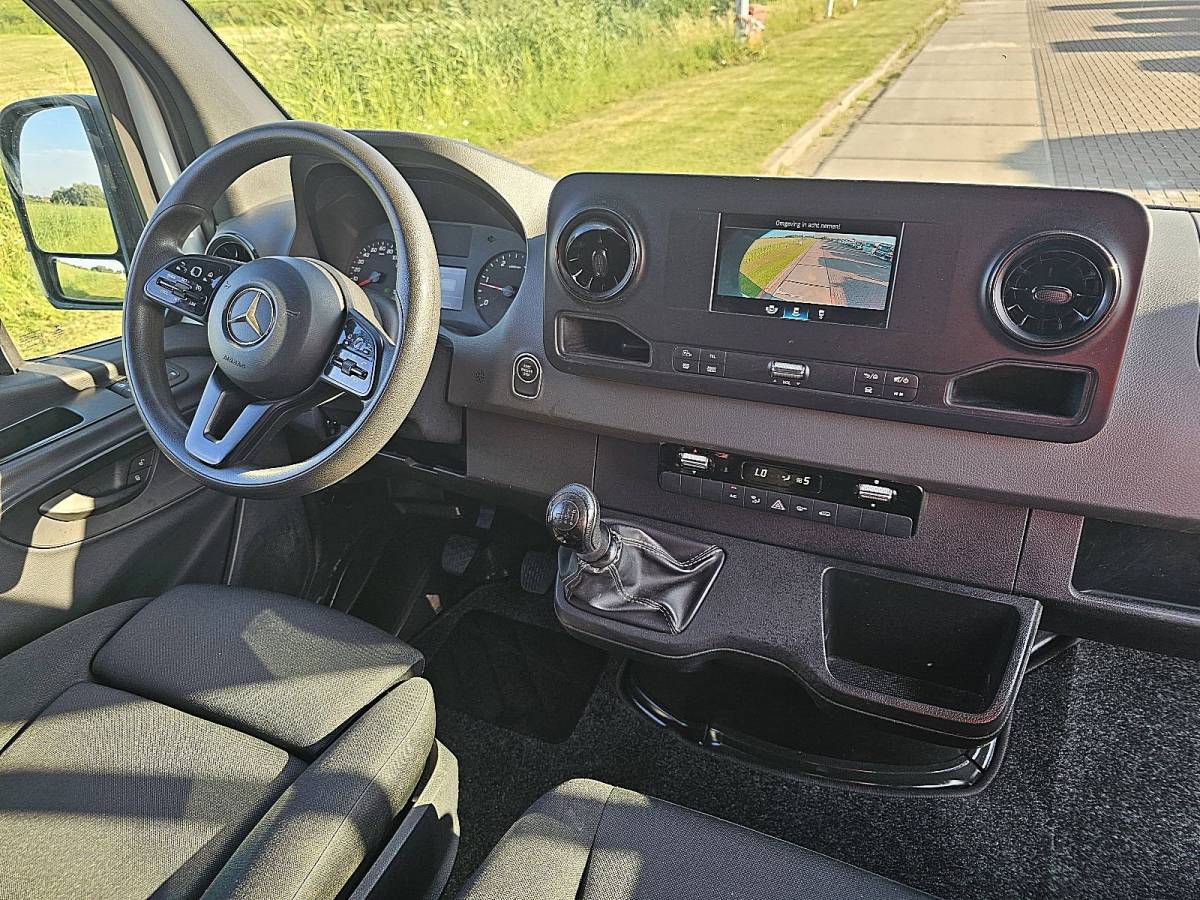 Mercedes-Benz Sprinter MERCEDES-BENZ SPRINTER 516 l2h2 dubbellucht n1!