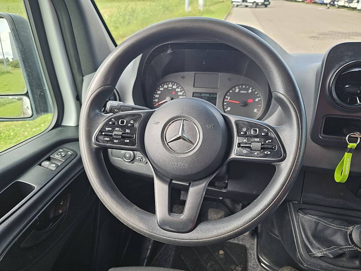 Mercedes-Benz Sprinter MERCEDES-BENZ SPRINTER 516 l2h2 dubbellucht n1!