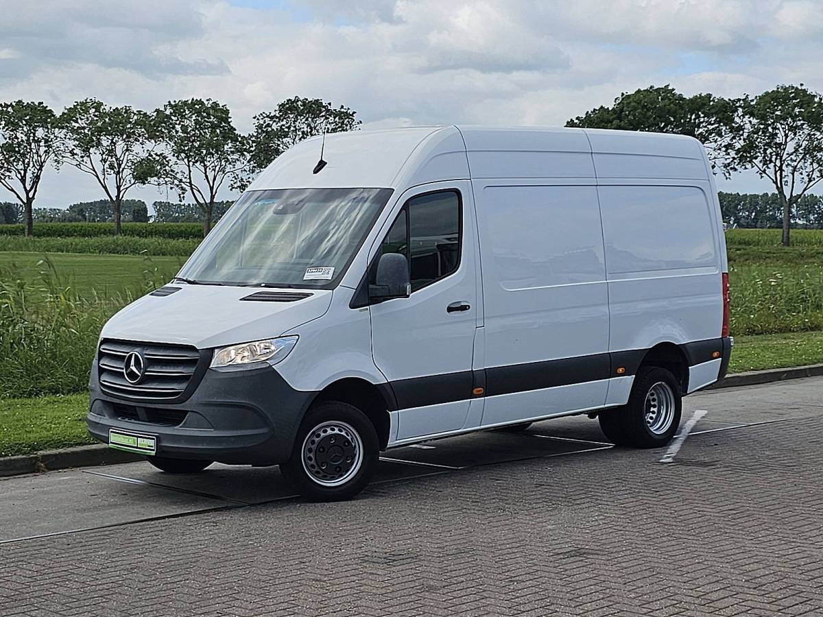 Mercedes-Benz Sprinter MERCEDES-BENZ SPRINTER 516 l2h2 dubbellucht n1!
