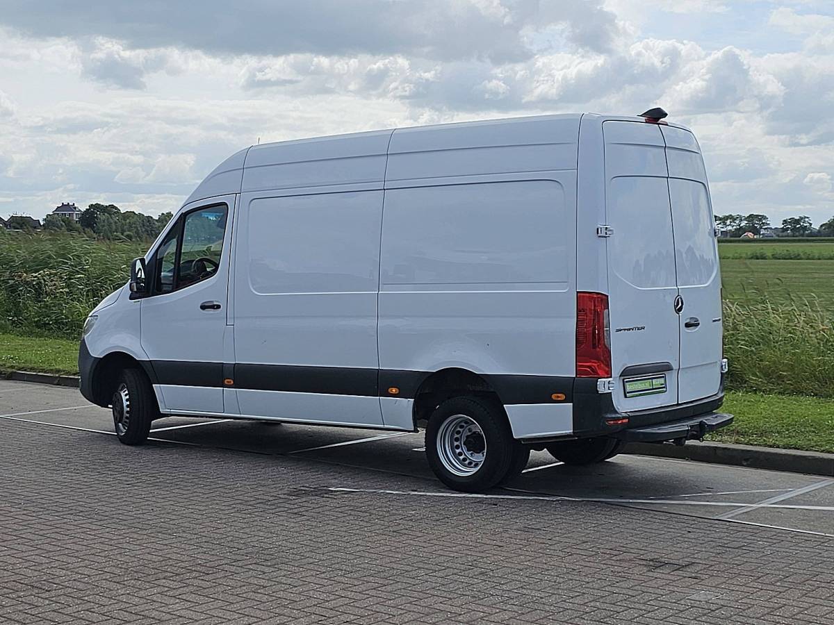 Mercedes-Benz Sprinter MERCEDES-BENZ SPRINTER 516 l2h2 dubbellucht n1!