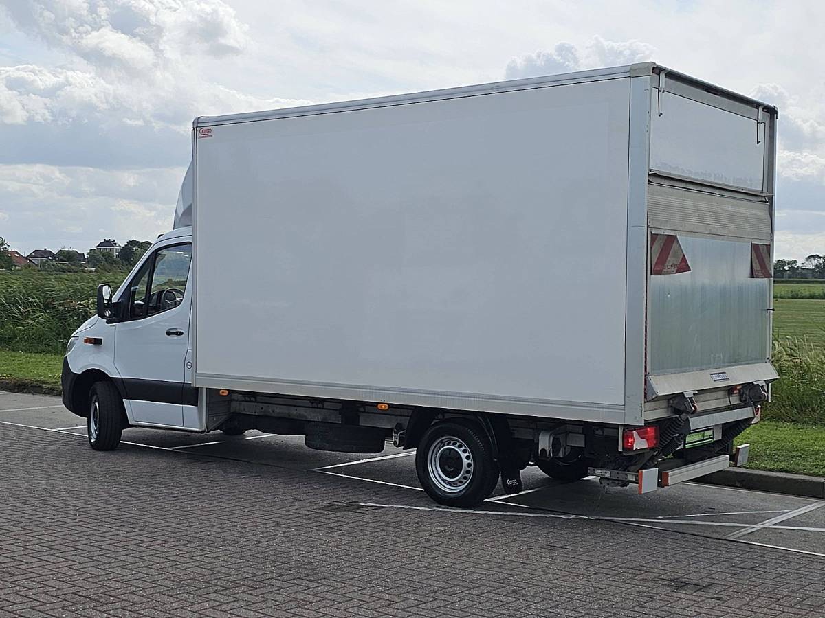 Mercedes-Benz Sprinter MERCEDES-BENZ SPRINTER 314 bakwagen laadklep!