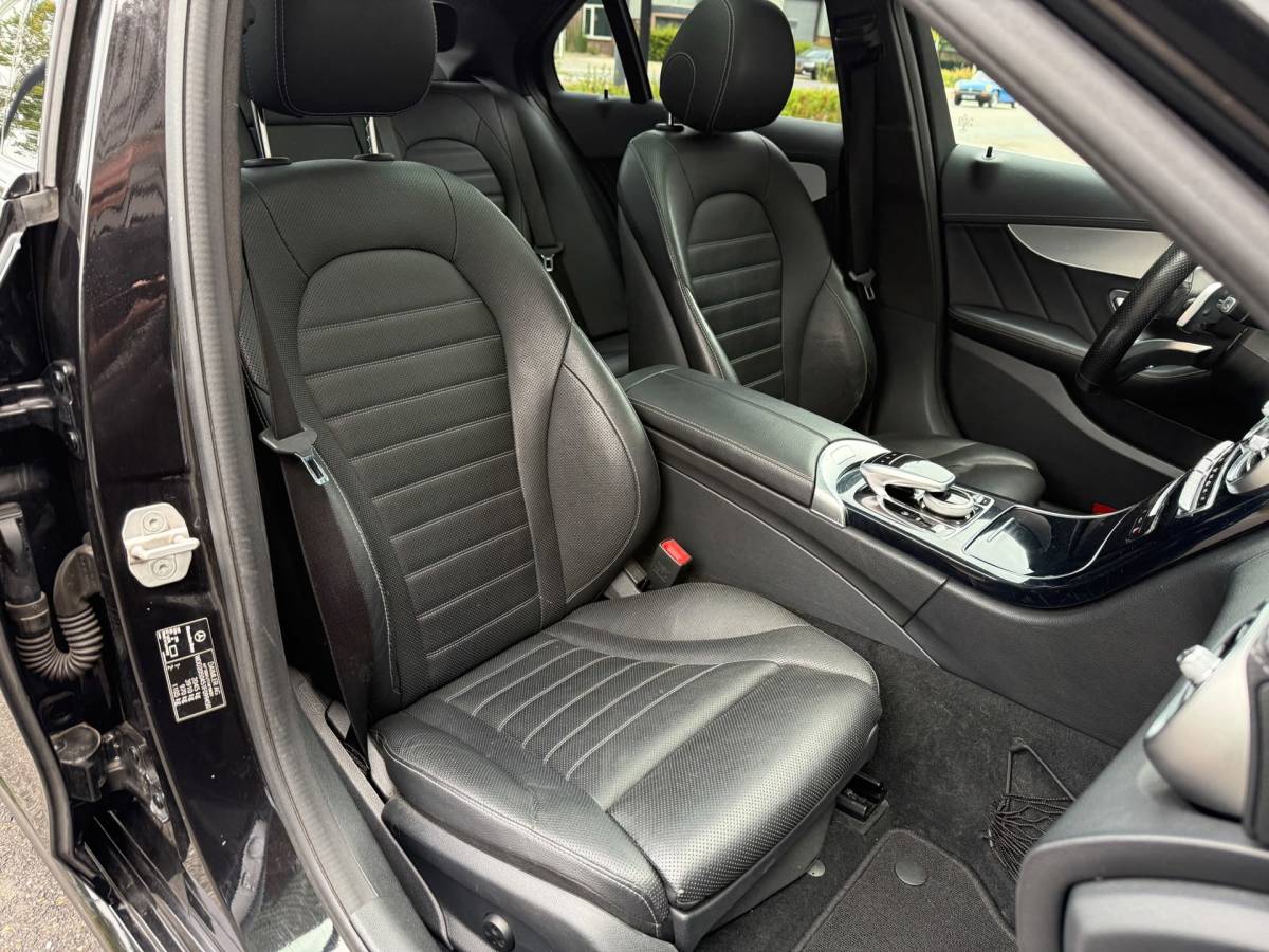 Mercedes-Benz C-Klasse Mercedes-Benz C-klasse 250 Prestige /Pano /Memory /AMG Line /Leer /Led