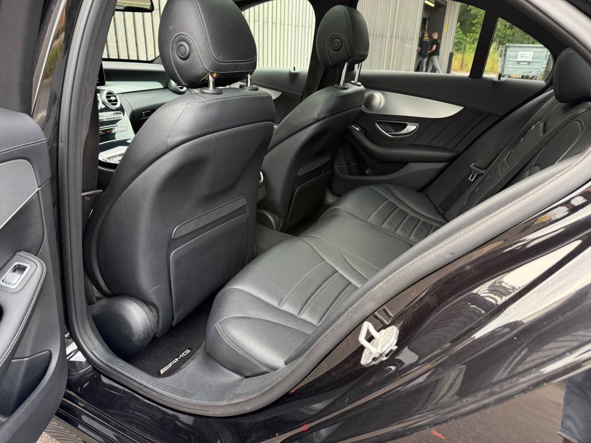 Mercedes-Benz C-Klasse Mercedes-Benz C-klasse 250 Prestige /Pano /Memory /AMG Line /Leer /Led