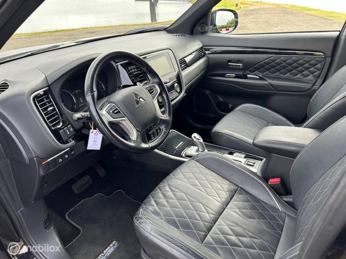 Mitsubishi Outlander Mitsubishi Outlander 2.4 PHEV Instyle Trekhaak