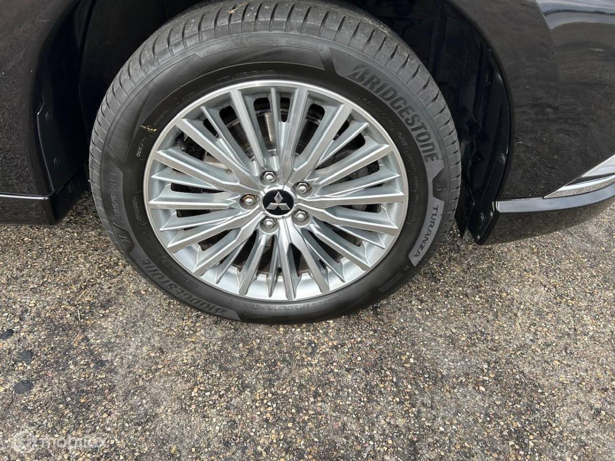 Mitsubishi Outlander Mitsubishi Outlander 2.4 PHEV Instyle Trekhaak