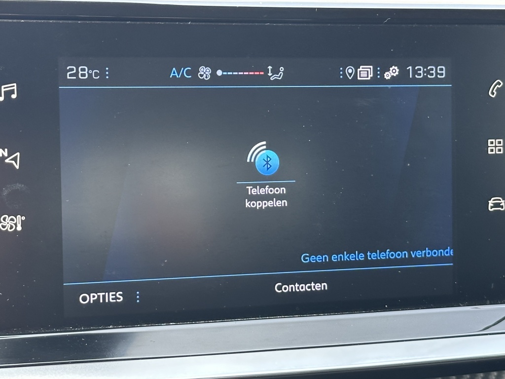 Peugeot 208 Peugeot 208 1.2  Active Pack 100 PK  |  Nieuwe Distributieriem | CarPlay | Navi |