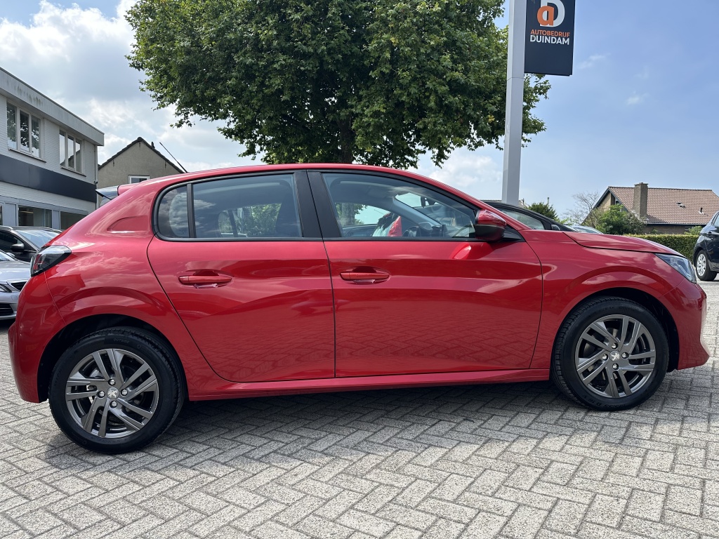 Peugeot 208 Peugeot 208 1.2  Active Pack 100 PK  |  Nieuwe Distributieriem | CarPlay | Navi |