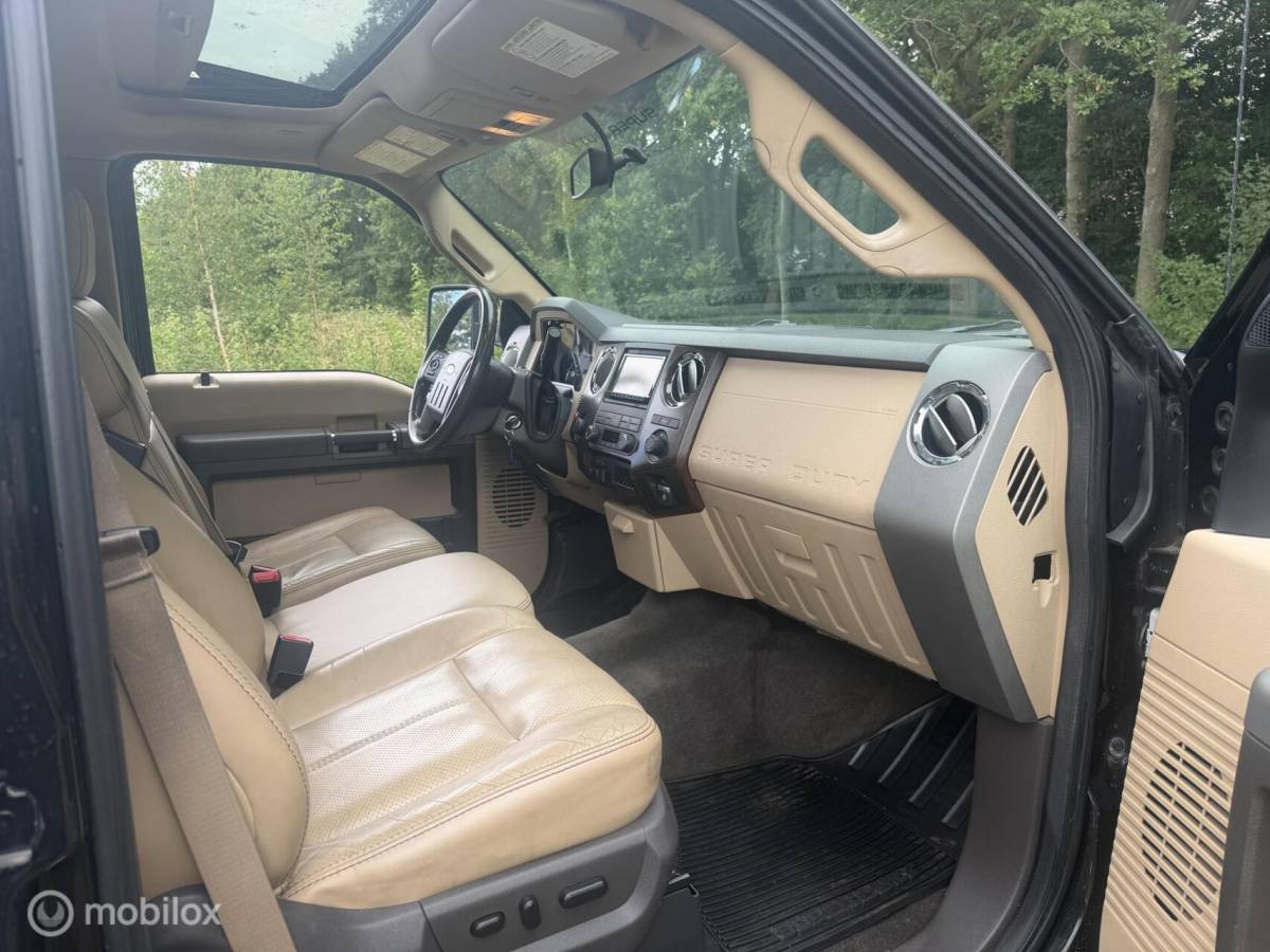 Ford F-250 Ford USA F250 Lariat 6.7 V8 Powerstroke 4×4