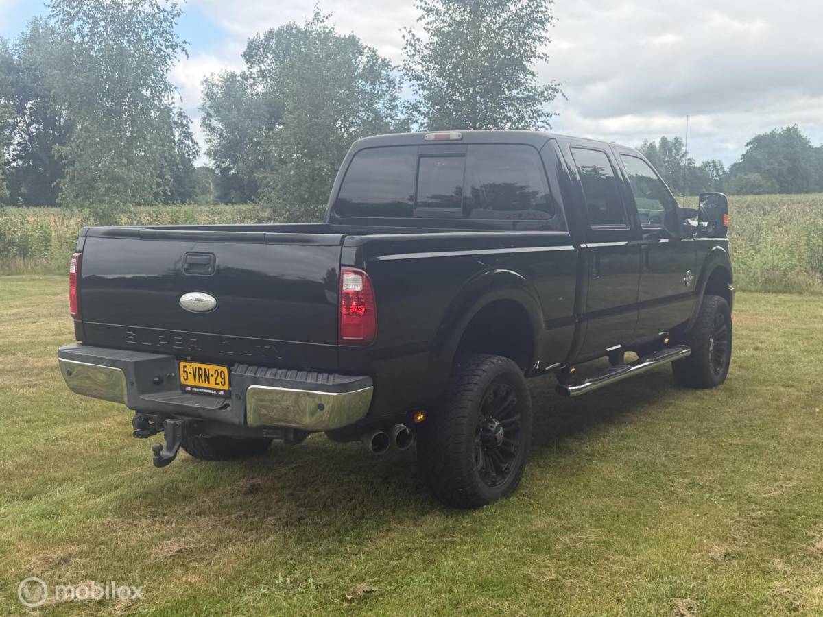 Ford F-250 Ford USA F250 Lariat 6.7 V8 Powerstroke 4×4