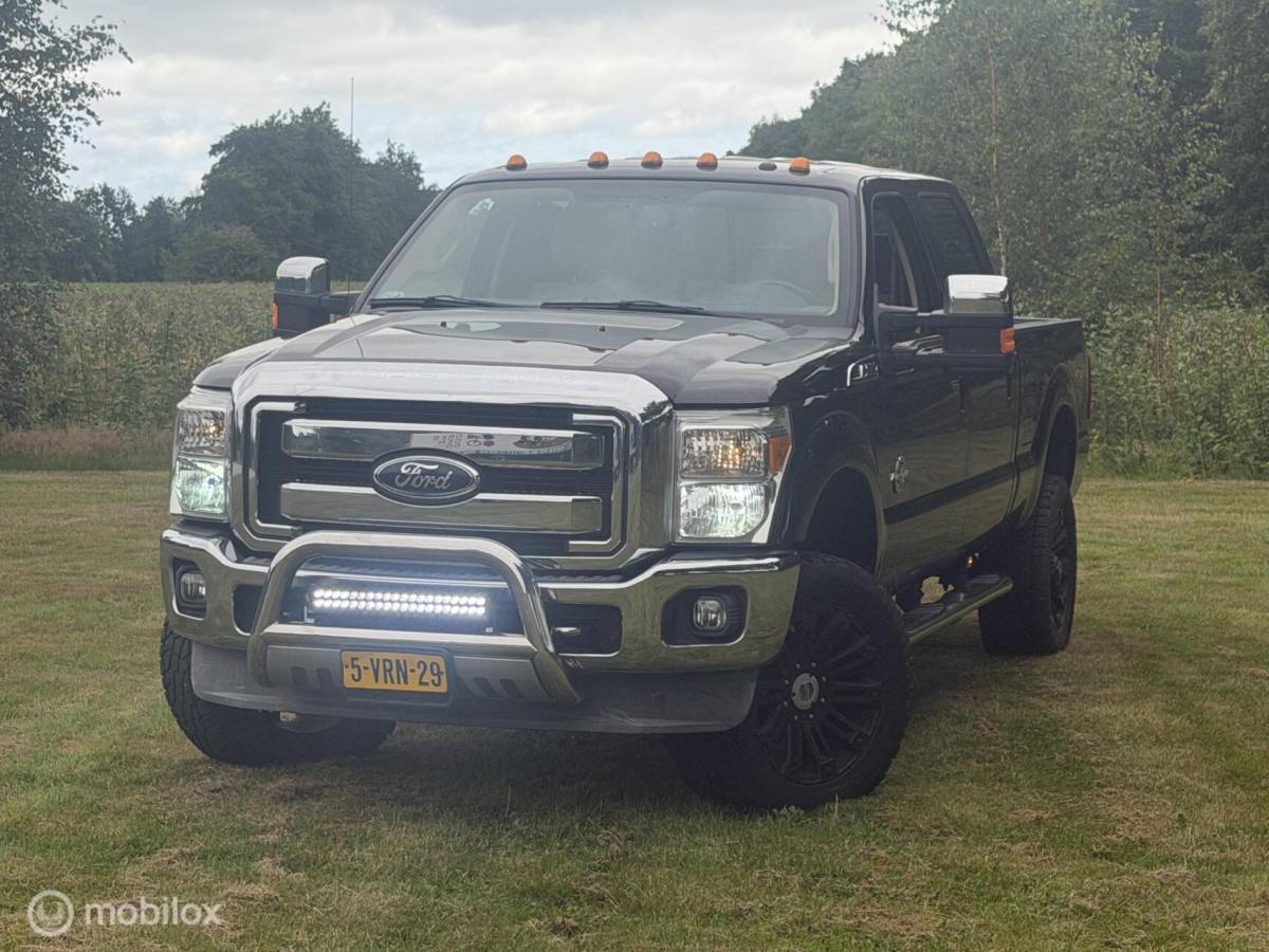 Ford F-250 Ford USA F250 Lariat 6.7 V8 Powerstroke 4×4