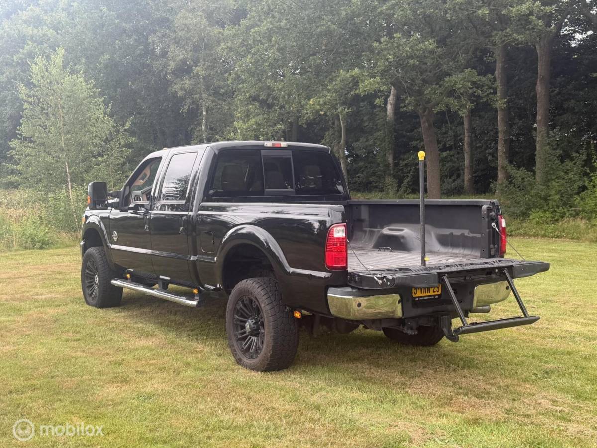 Ford F-250 Ford USA F250 Lariat 6.7 V8 Powerstroke 4×4