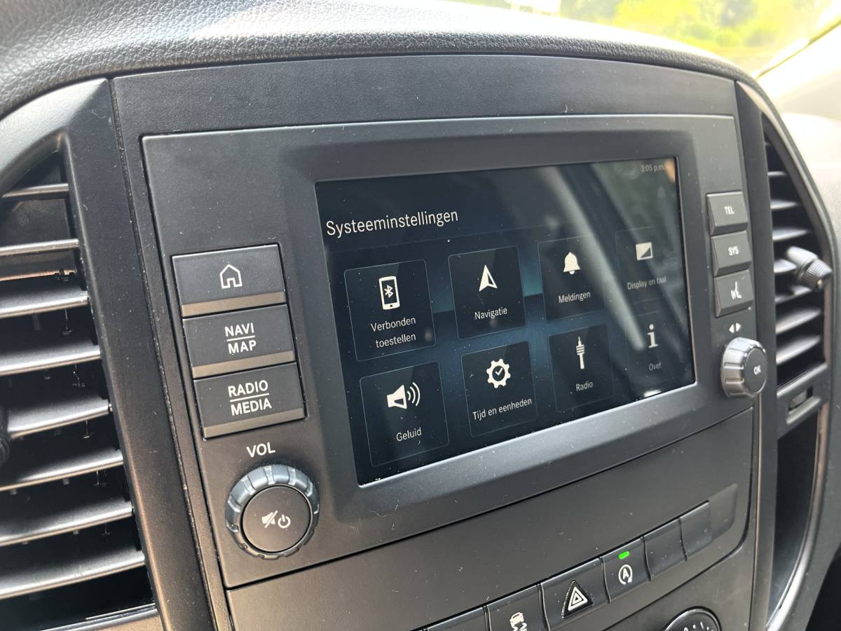 Mercedes-Benz Vito Mercedes-Benz Vito 116 CDI Lang | 3 PERS | AIRCO | CAM | CARPLAY | CRUISE | LM 20″ | NAVI | PDC V&A | STOELVERW.