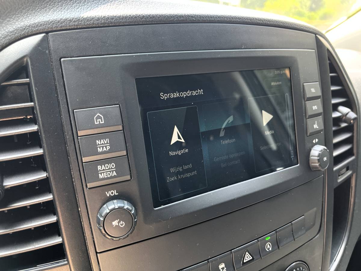 Mercedes-Benz Vito Mercedes-Benz Vito 116 CDI Lang | 3 PERS | AIRCO | CAM | CARPLAY | CRUISE | LM 20″ | NAVI | PDC V&A | STOELVERW.