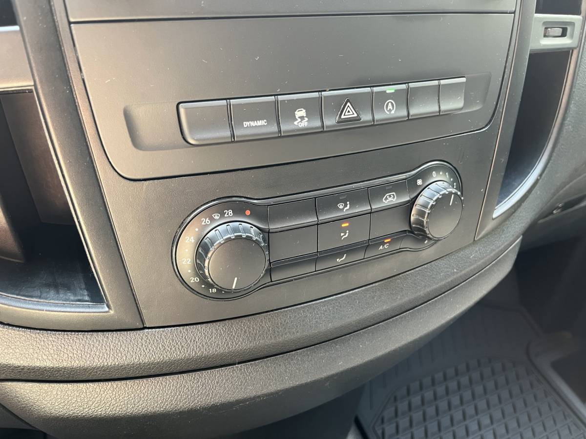 Mercedes-Benz Vito Mercedes-Benz Vito 116 CDI Lang | 3 PERS | AIRCO | CAM | CARPLAY | CRUISE | LM 20″ | NAVI | PDC V&A | STOELVERW.
