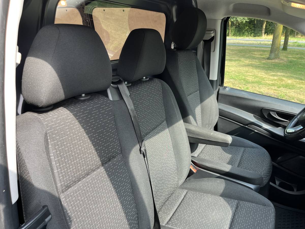 Mercedes-Benz Vito Mercedes-Benz Vito 116 CDI Lang | 3 PERS | AIRCO | CAM | CARPLAY | CRUISE | LM 20″ | NAVI | PDC V&A | STOELVERW.