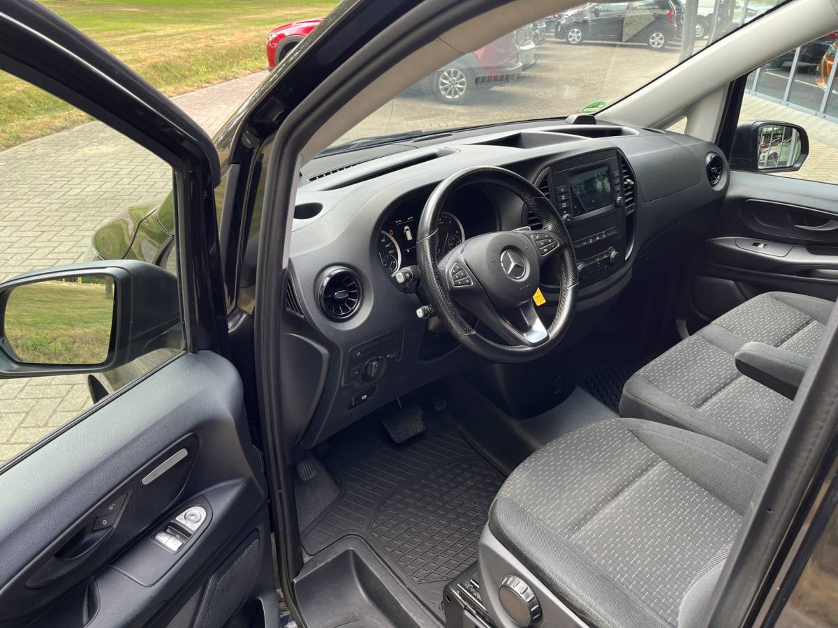 Mercedes-Benz Vito Mercedes-Benz Vito 116 CDI Lang | 3 PERS | AIRCO | CAM | CARPLAY | CRUISE | LM 20″ | NAVI | PDC V&A | STOELVERW.