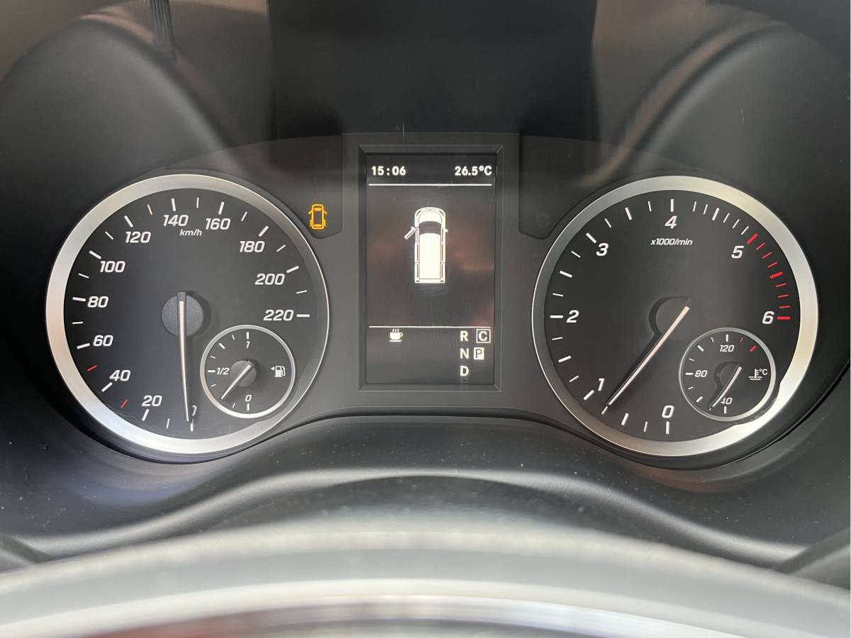 Mercedes-Benz Vito Mercedes-Benz Vito 116 CDI Lang | 3 PERS | AIRCO | CAM | CARPLAY | CRUISE | LM 20″ | NAVI | PDC V&A | STOELVERW.