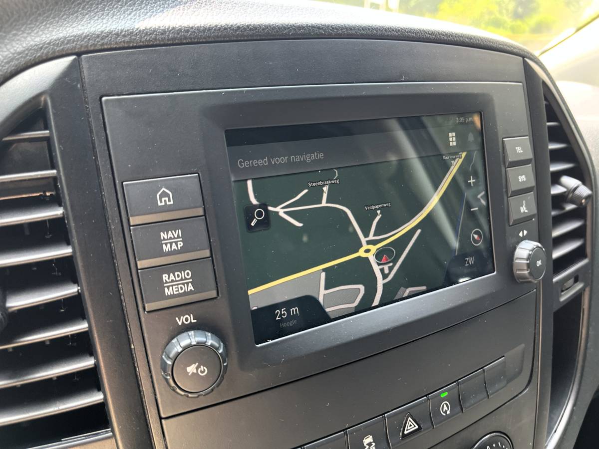 Mercedes-Benz Vito Mercedes-Benz Vito 116 CDI Lang | 3 PERS | AIRCO | CAM | CARPLAY | CRUISE | LM 20″ | NAVI | PDC V&A | STOELVERW.
