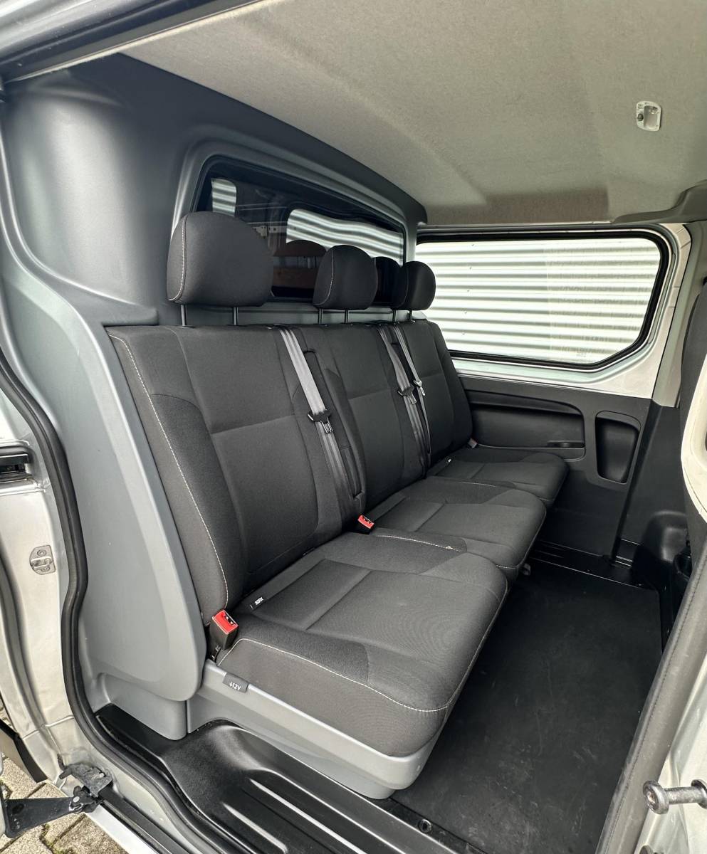 Renault Trafic Renault Trafic 1.6 dCi L2 DC Dubbele cabine MARGE btw vrij