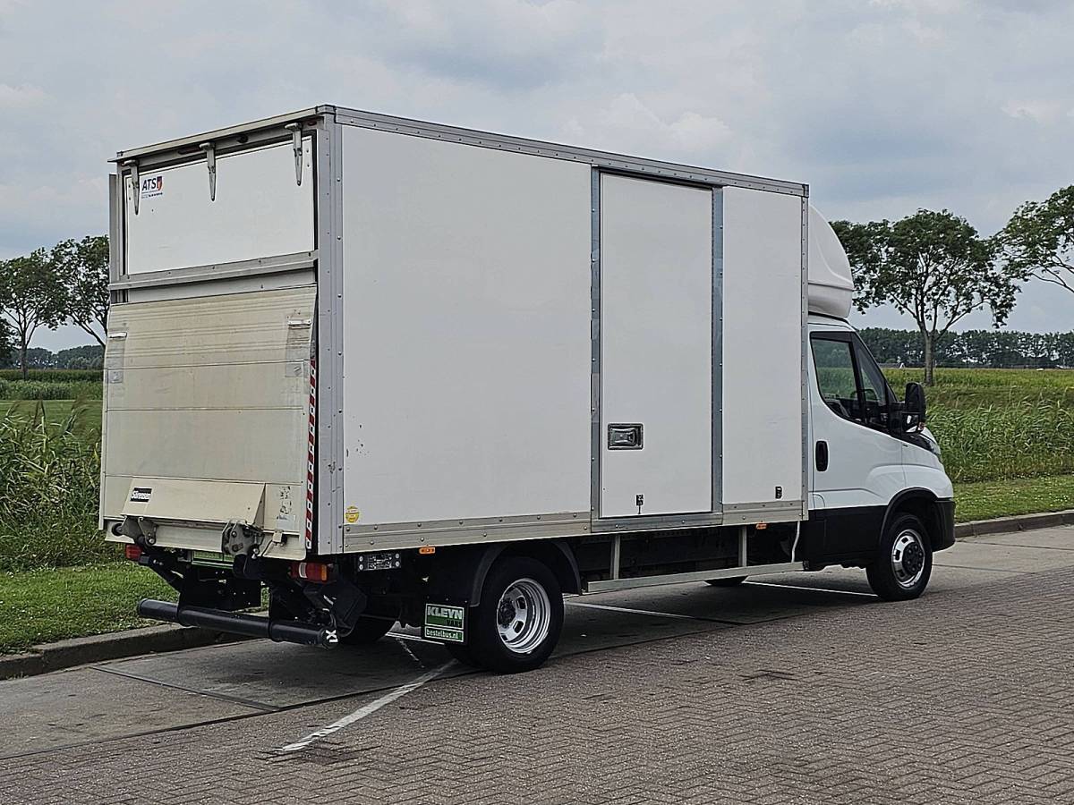 Iveco Daily IVECO DAILY 35C16 bakwagen laadklep!