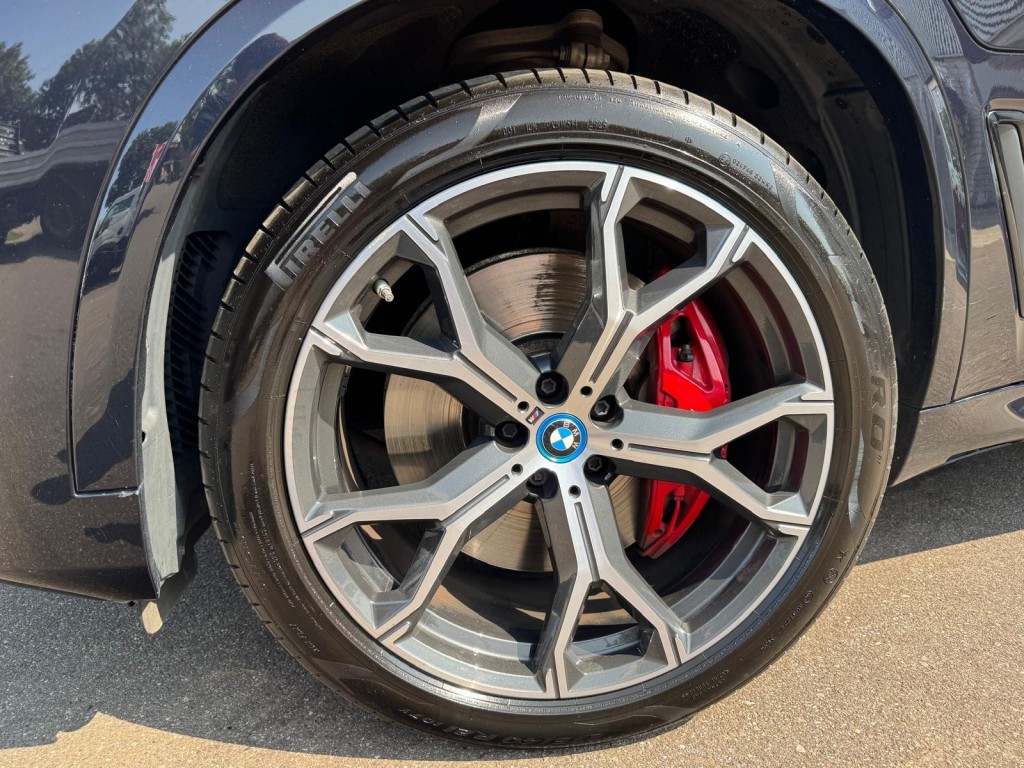 BMW X5 Bmw X5 XDRIVE45E M-Sport Bowers & Wilkins Pano Softclose Laser Trekhaak Mooi vol uitgevoerd!
