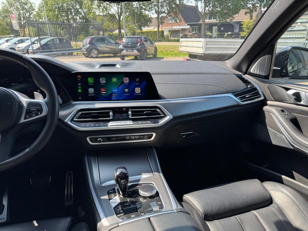 BMW X5 Bmw X5 XDRIVE45E M-Sport Bowers & Wilkins Pano Softclose Laser Trekhaak Mooi vol uitgevoerd!