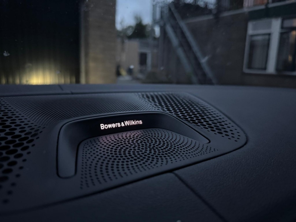 BMW X5 Bmw X5 XDRIVE45E M-Sport Bowers & Wilkins Pano Softclose Laser Trekhaak Mooi vol uitgevoerd!