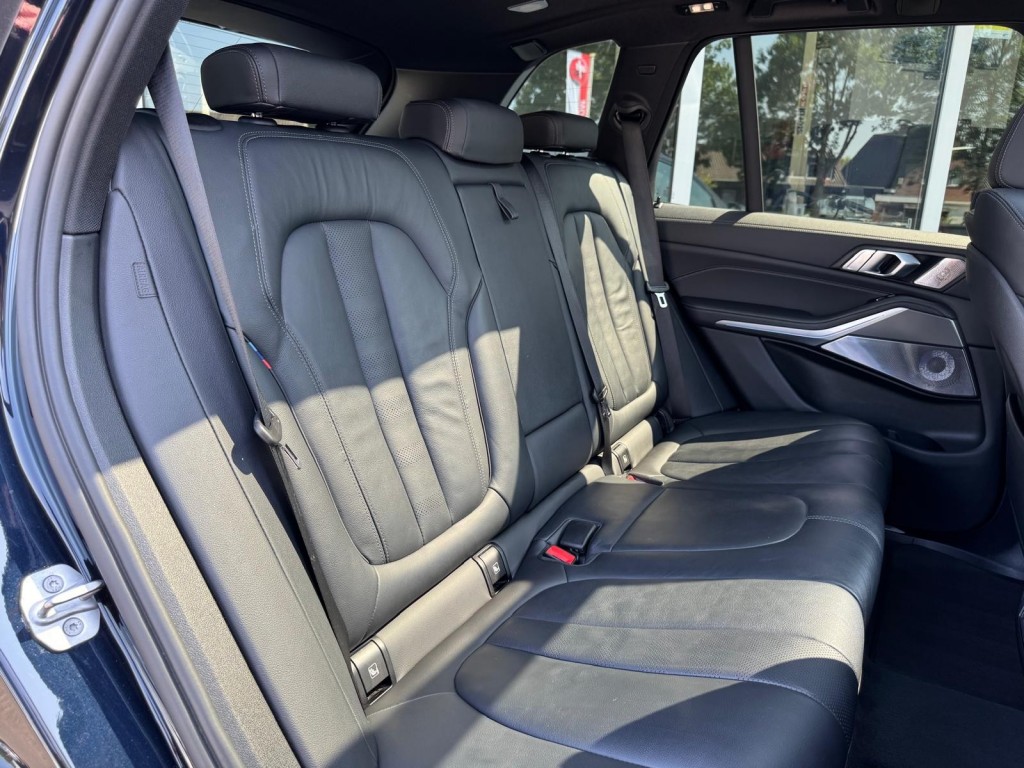 BMW X5 Bmw X5 XDRIVE45E M-Sport Bowers & Wilkins Pano Softclose Laser Trekhaak Mooi vol uitgevoerd!