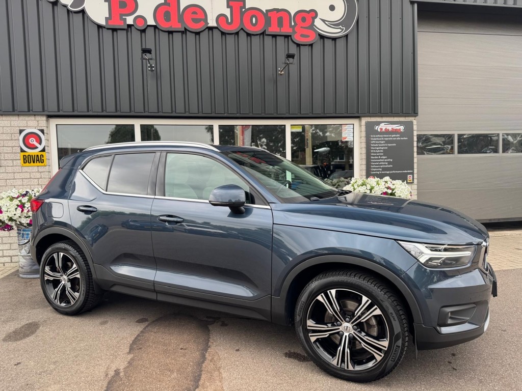 Volvo XC40 Volvo Xc40 2.0 T4 AWD Inscription 1e eigenaar origineel NL Panoramadak Stoelverwarming Camera