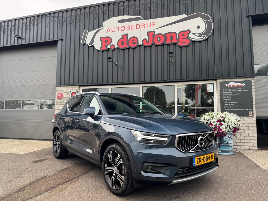 Volvo XC40 Volvo Xc40 2.0 T4 AWD Inscription 1e eigenaar origineel NL Panoramadak Stoelverwarming Camera