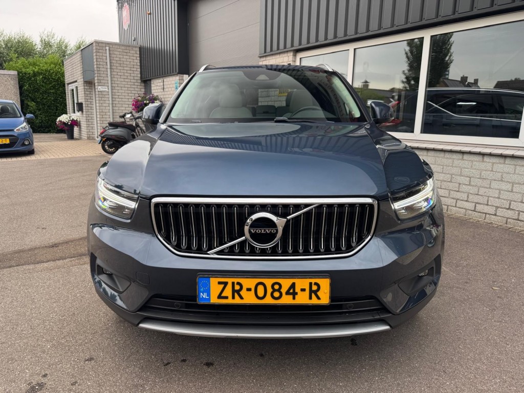 Volvo XC40 Volvo Xc40 2.0 T4 AWD Inscription 1e eigenaar origineel NL Panoramadak Stoelverwarming Camera