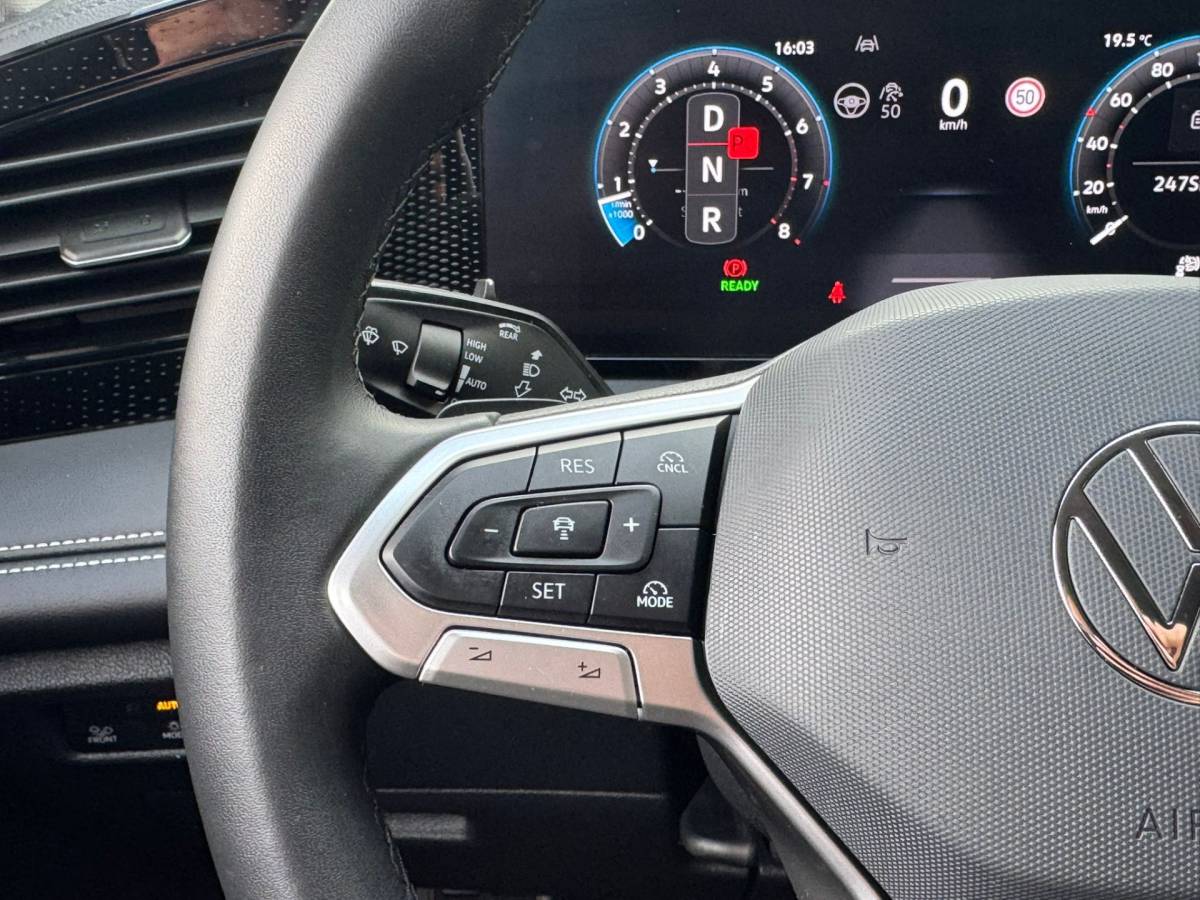 Volkswagen Tiguan Volkswagen Tiguan 1.5 eTSI DSG LIFE GOAL 360CAMERA/TREKHAAK/NAVI/SFEERVERL