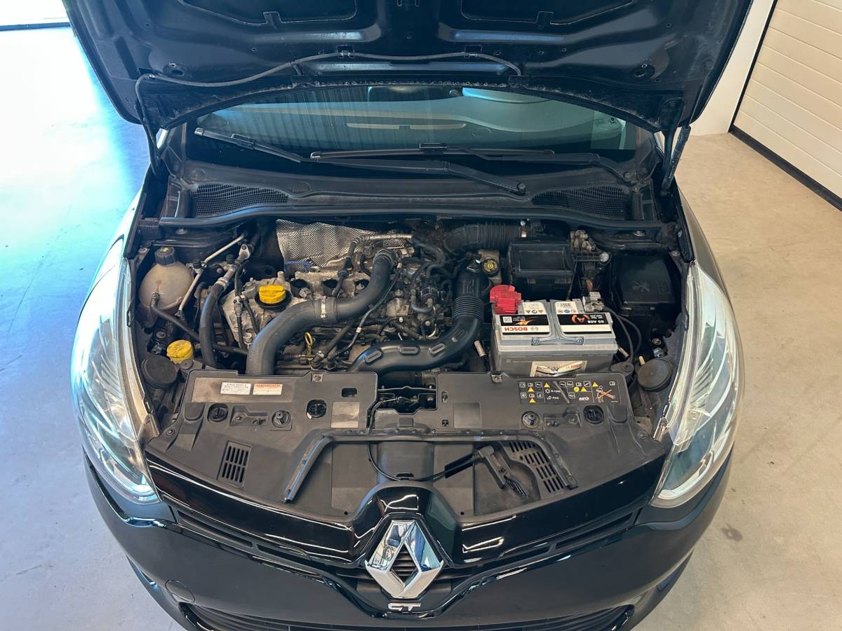 Renault Clio Renault Clio Estate 1.2 GT AUTOMAAT|NAVIGATIE|CLIMA AIRCO|CRUISE CONTROL|LM-VELG|BLUETOOTH|ISOFIX|BASS REFLEX AUDIO|116.151 km NAP