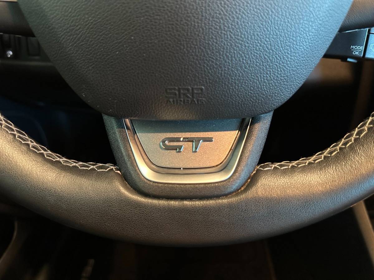 Renault Clio Renault Clio Estate 1.2 GT AUTOMAAT|NAVIGATIE|CLIMA AIRCO|CRUISE CONTROL|LM-VELG|BLUETOOTH|ISOFIX|BASS REFLEX AUDIO|116.151 km NAP