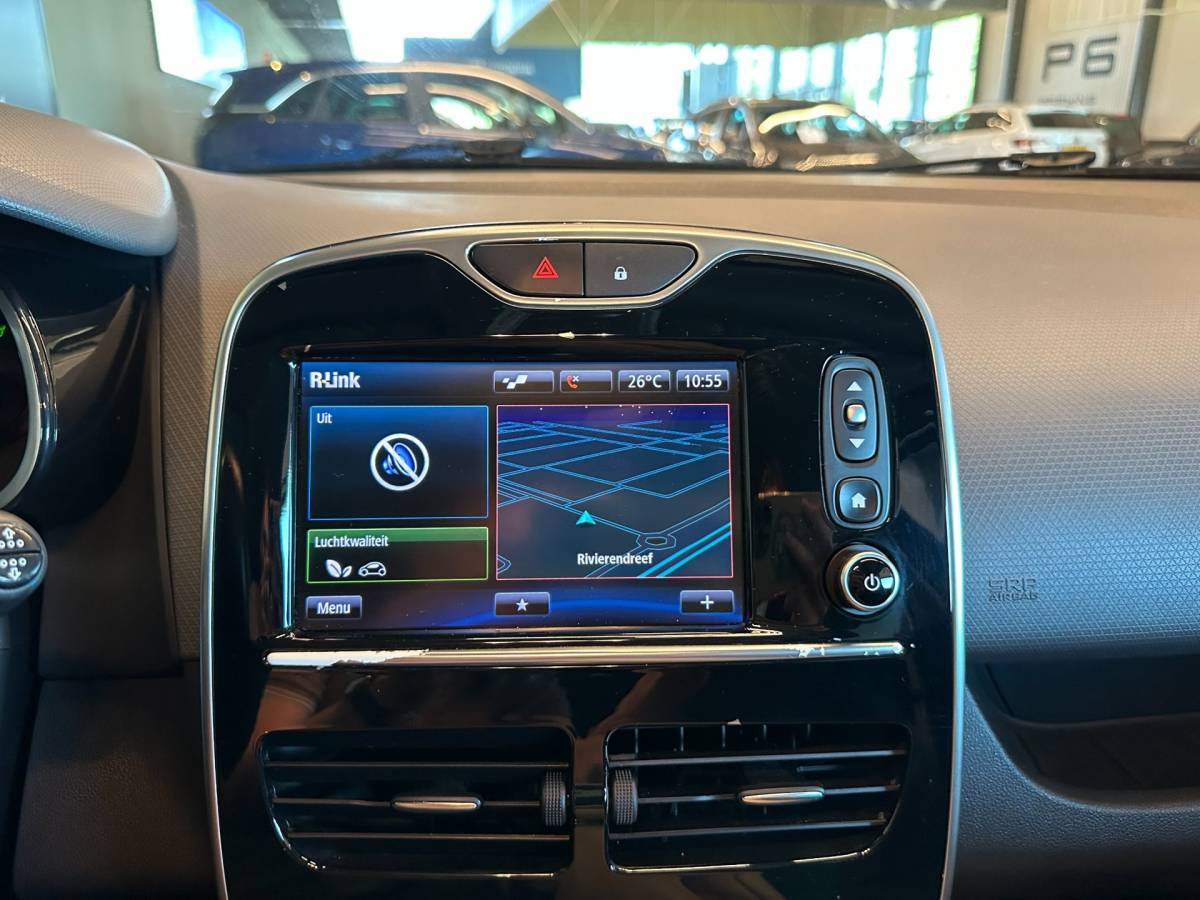 Renault Clio Renault Clio Estate 1.2 GT AUTOMAAT|NAVIGATIE|CLIMA AIRCO|CRUISE CONTROL|LM-VELG|BLUETOOTH|ISOFIX|BASS REFLEX AUDIO|116.151 km NAP