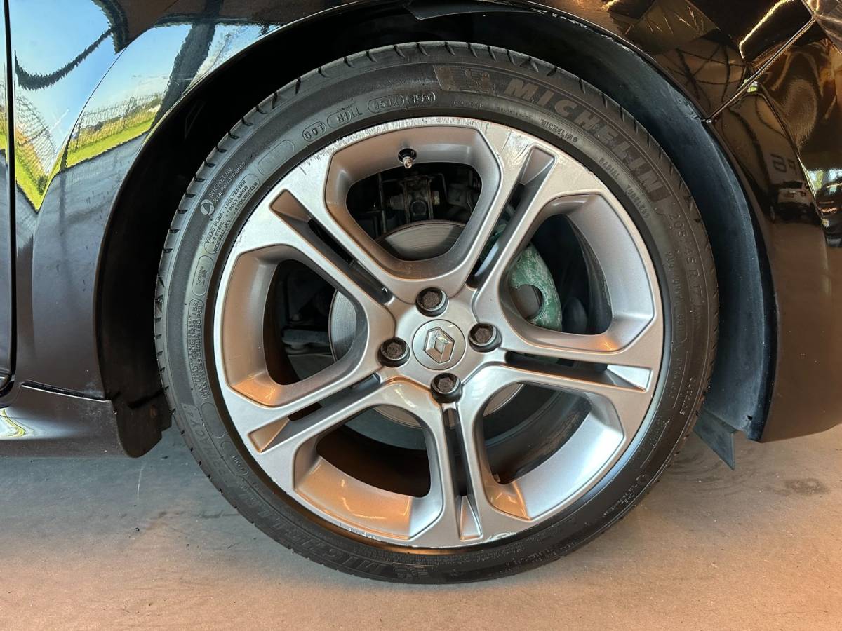 Renault Clio Renault Clio Estate 1.2 GT AUTOMAAT|NAVIGATIE|CLIMA AIRCO|CRUISE CONTROL|LM-VELG|BLUETOOTH|ISOFIX|BASS REFLEX AUDIO|116.151 km NAP