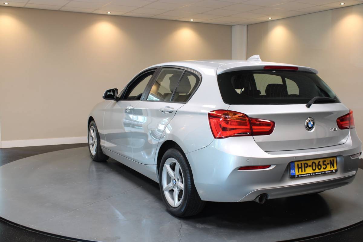 BMW 1 Serie BMW 1-serie 116i Essential *62.000Km!* 2de Eigenaar|Navi|Cruise|PDC|NAP