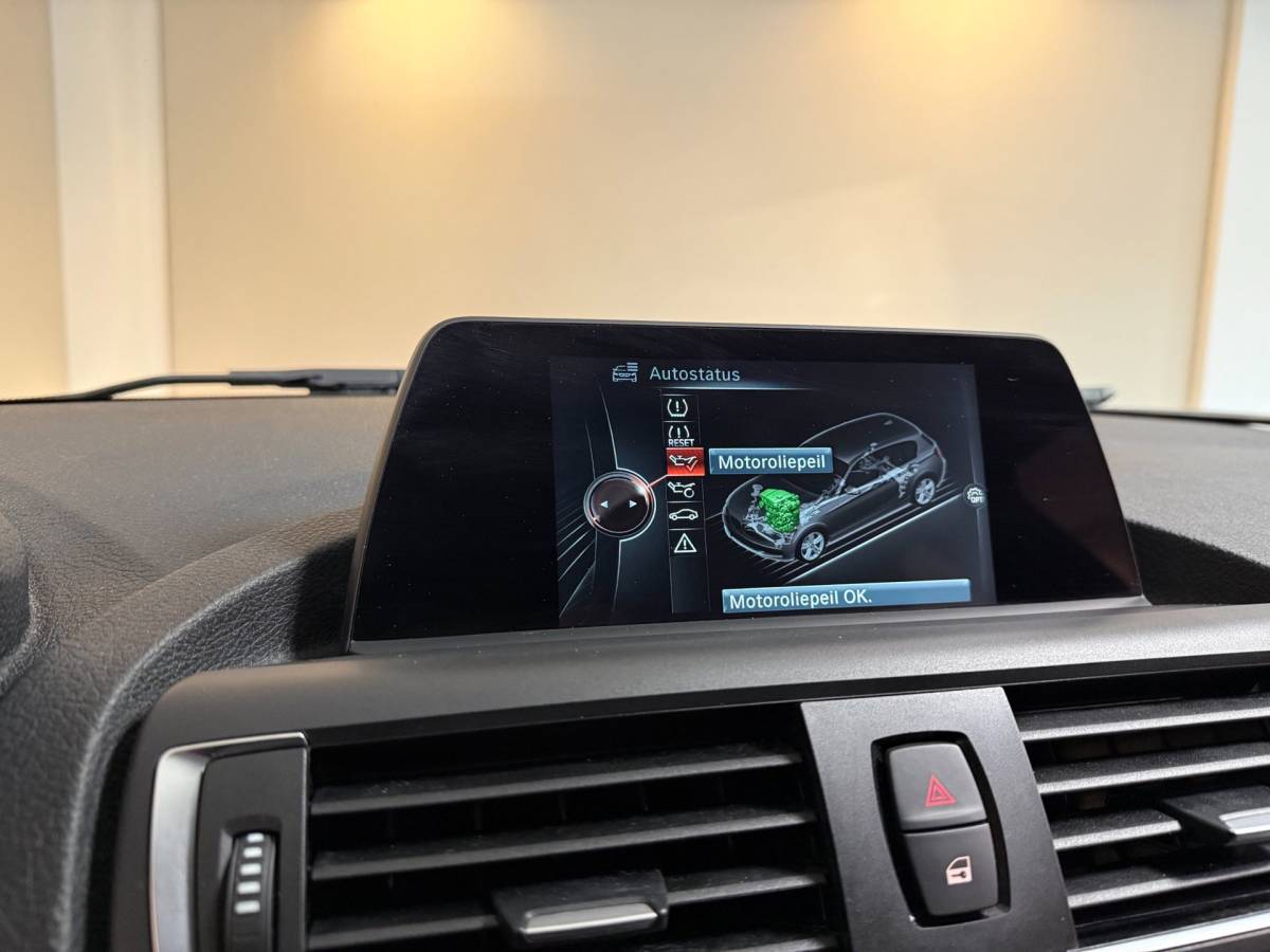 BMW 1 Serie BMW 1-serie 116i Essential *62.000Km!* 2de Eigenaar|Navi|Cruise|PDC|NAP