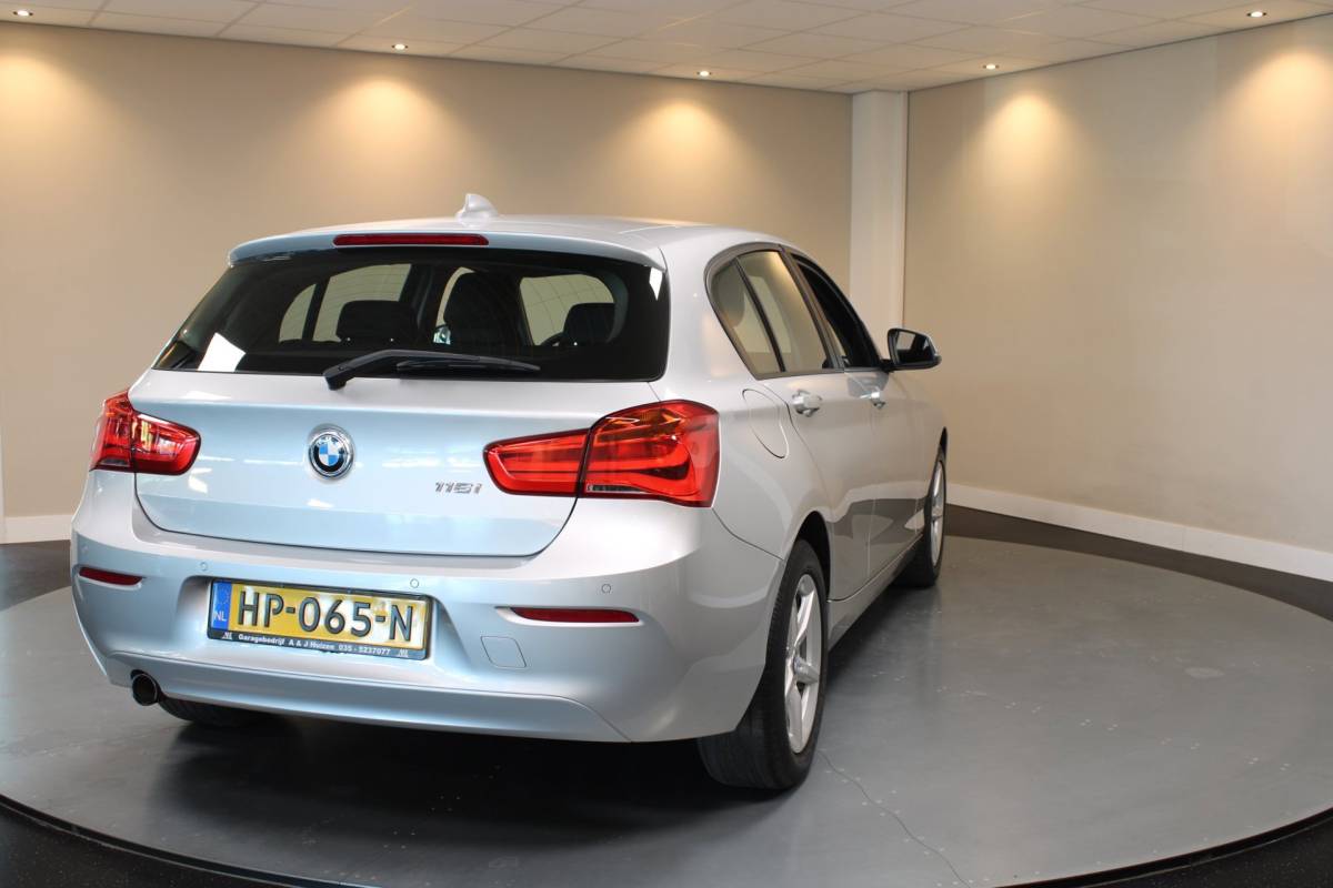 BMW 1 Serie BMW 1-serie 116i Essential *62.000Km!* 2de Eigenaar|Navi|Cruise|PDC|NAP