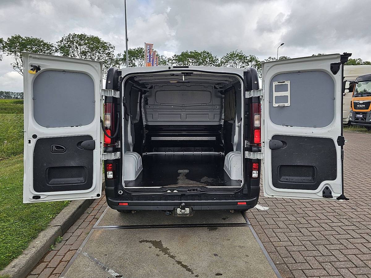 Renault Trafic RENAULT TRAFIC 2.0 DCI l1h1 2xzijdeur nap!