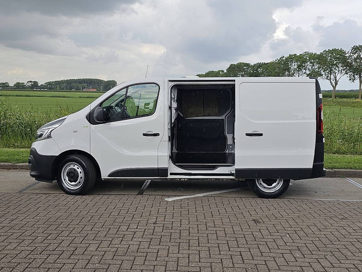 Renault Trafic RENAULT TRAFIC 2.0 DCI l1h1 2xzijdeur nap!