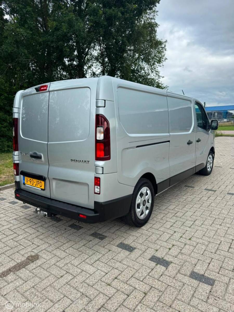 Renault Trafic Renault Trafic bestel 2.0  DCi 150 T30 L2H1 Advance automaat