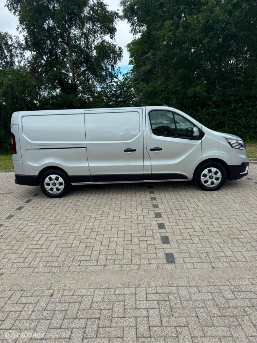 Renault Trafic Renault Trafic bestel 2.0  DCi 150 T30 L2H1 Advance automaat