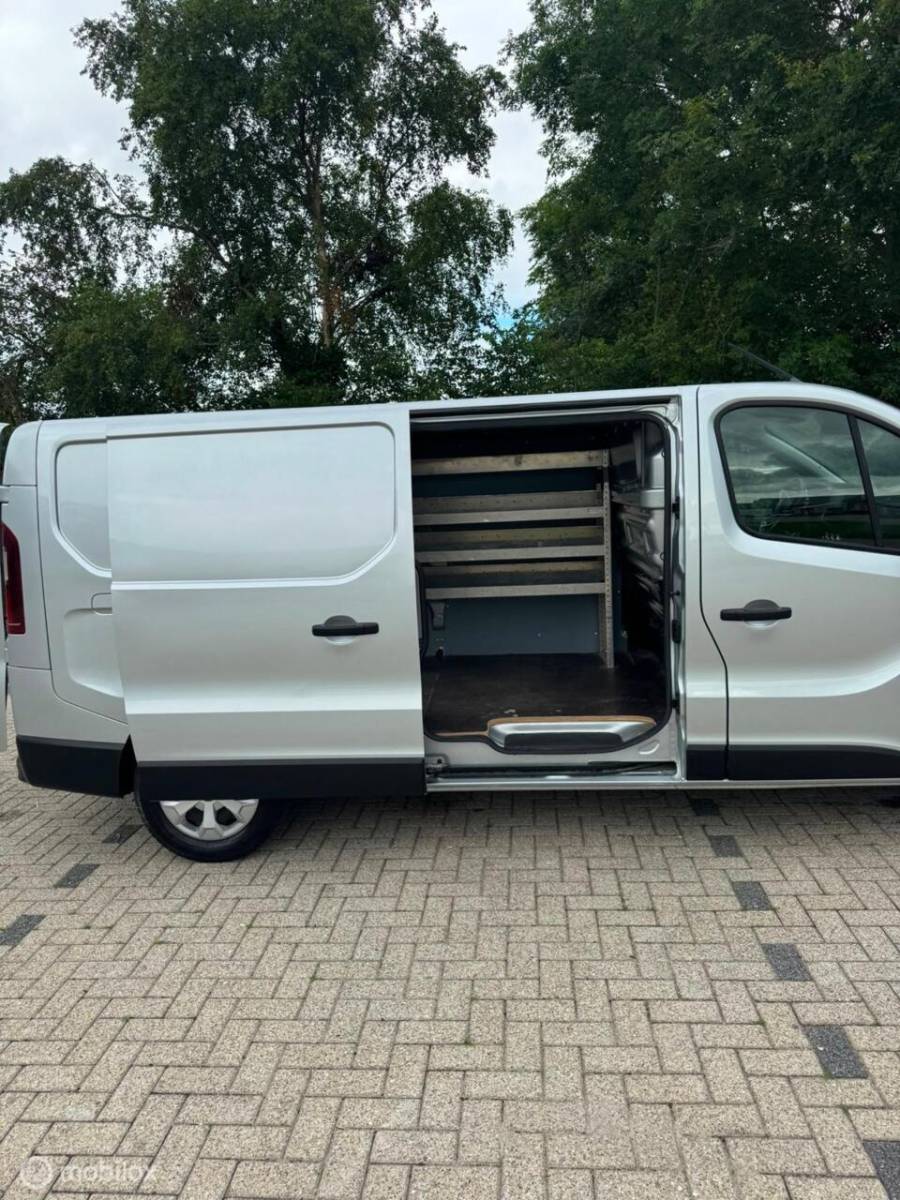 Renault Trafic Renault Trafic bestel 2.0  DCi 150 T30 L2H1 Advance automaat