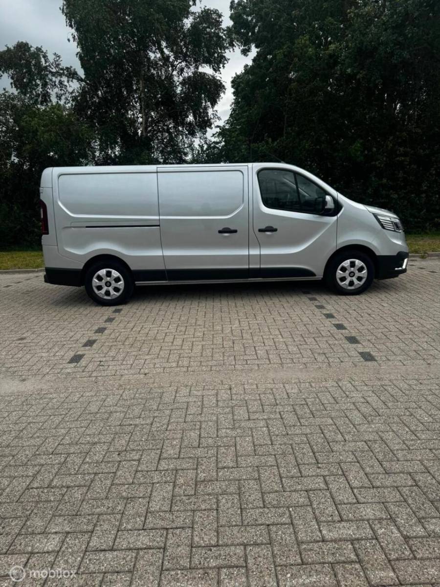 Renault Trafic Renault Trafic bestel 2.0 Blue dCi 130 T30 L2H1 Advance
