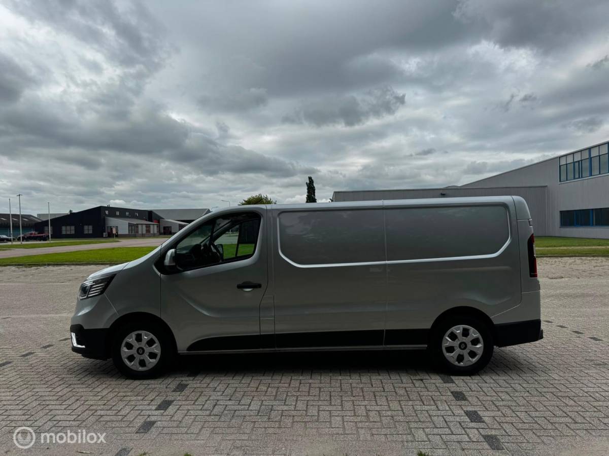 Renault Trafic Renault Trafic bestel 2.0 Blue dCi 130 T30 L2H1 Advance